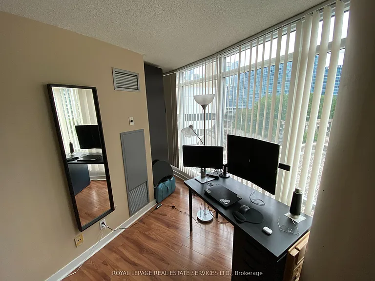361 Front St W #705 — Photo 10