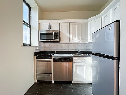 5th image of 29 Avenue B APT 5H