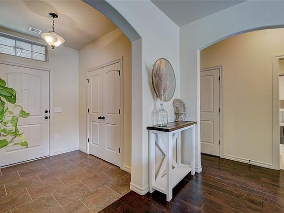 4th image of 2620 Green Canyon Dr