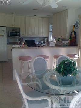 2nd image of 65 Flamingo St