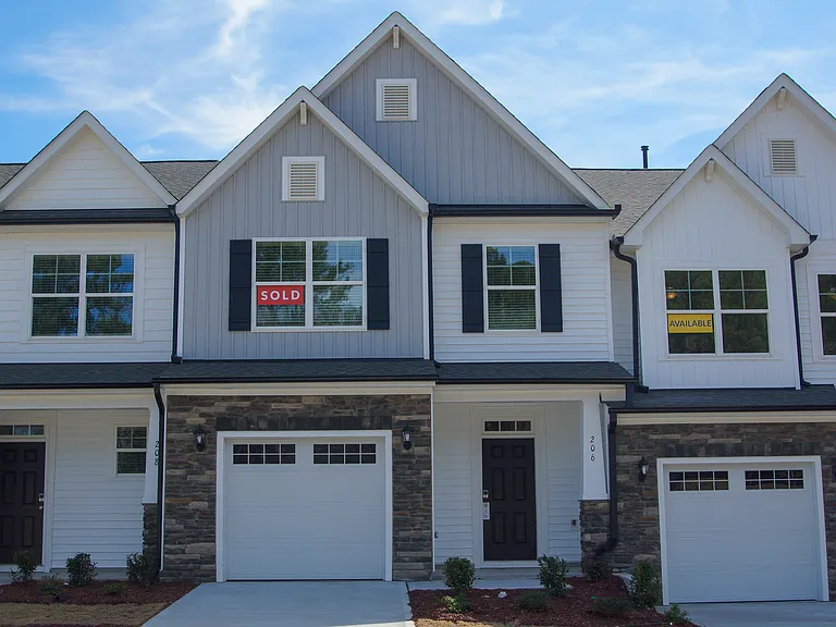 206 Oakchest Ct #1 — Photo 2