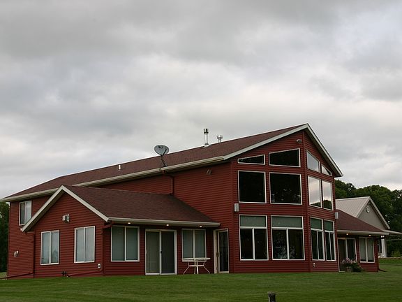 4th image of 8990 Dyrud Ln SE