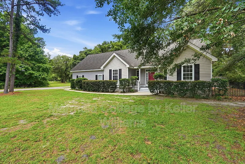5 bed, 3.0 bath, 2789 sqft, $2,800 — Photo 2