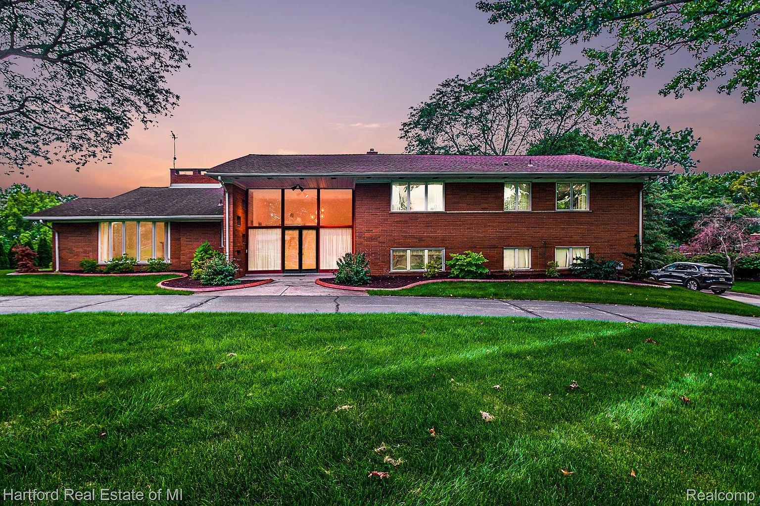 2760 Mackintosh Ln photo 1