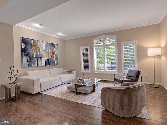 3rd image of 11538 Hemingway Dr