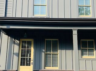 5611 W Pine St #12, Flowery Branch, GA 30542