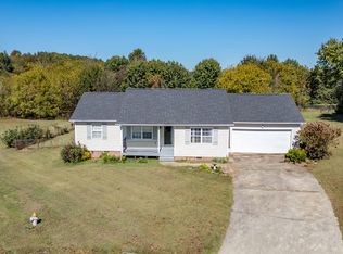 200 Cattail Dr, Rock Spring, GA 30739