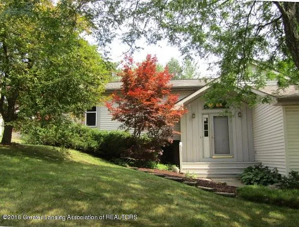 1309 Redpole Dr photo 1