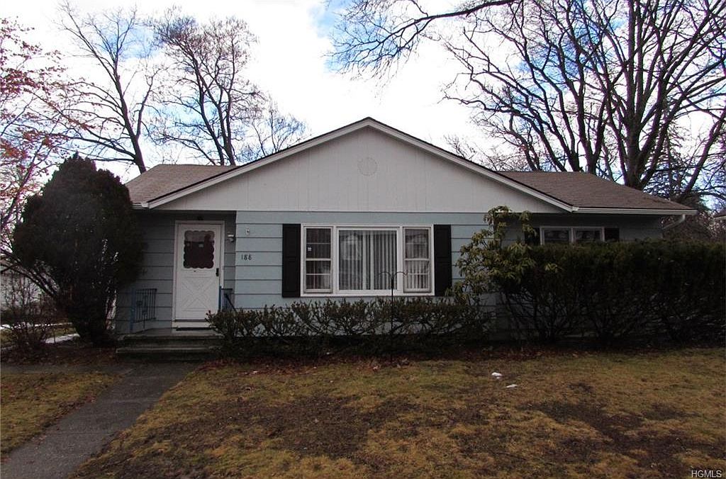 188 Commonwealth Ave, Middletown, NY 10940 Zillow