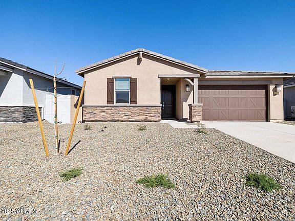 3rd image of 16066 W PRICKLY PEAR Trail