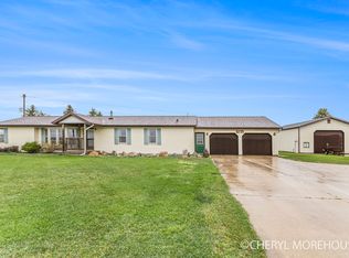 1375 133rd Ave, Wayland, MI 49348