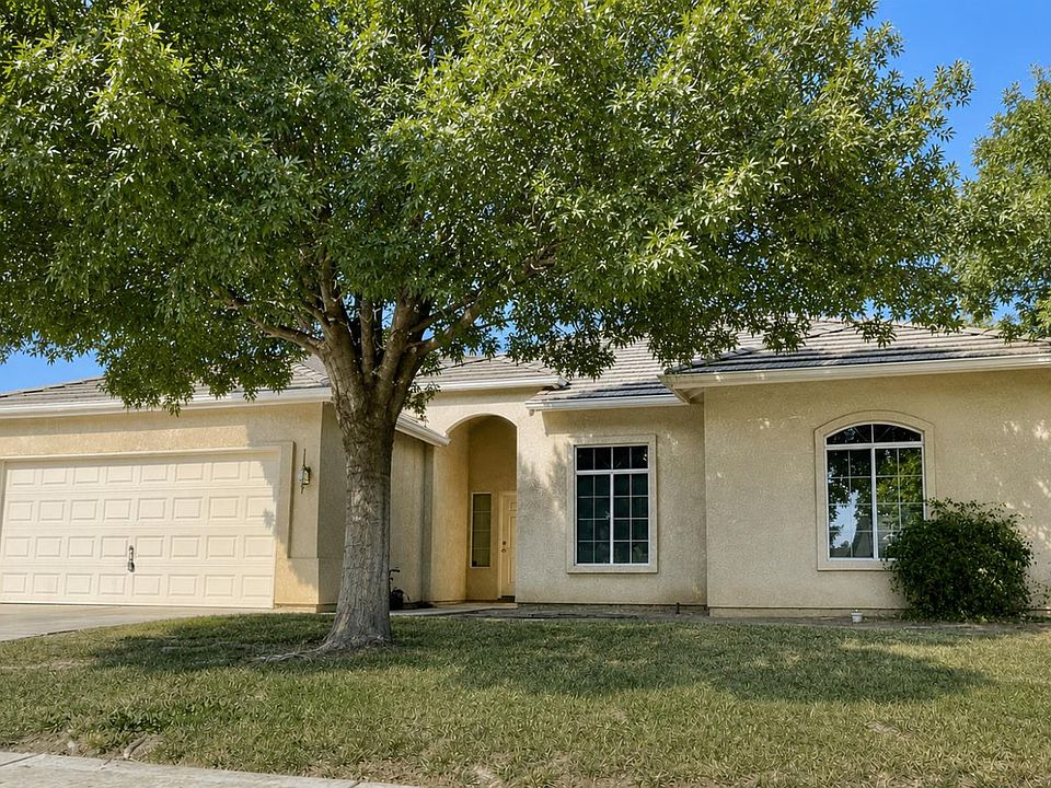 1st image of 653 Stonewood Dr