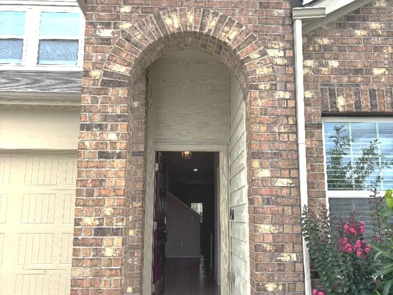 3804 NW Alpine Autumn Dr — Photo 1