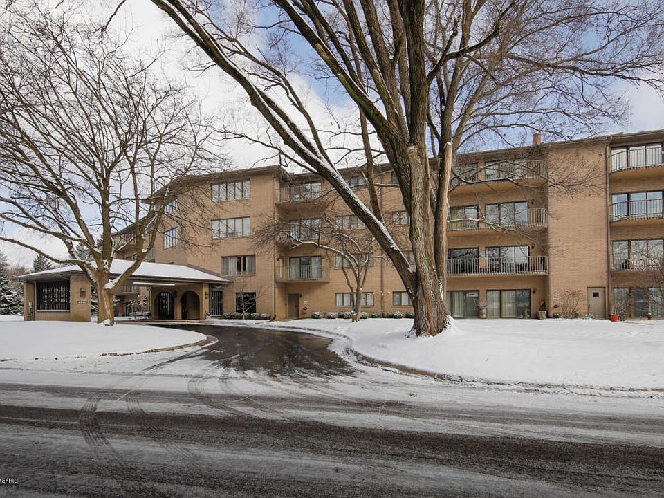 4040 Greenleaf Cir 412-101