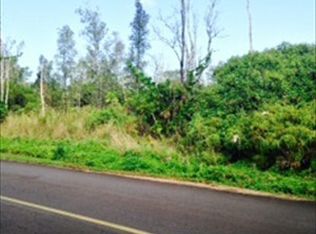 7 Avenue, Keaau, HI 96749
