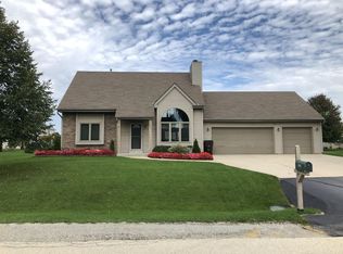 2550 Antoinette Trl, Racine, WI 53402