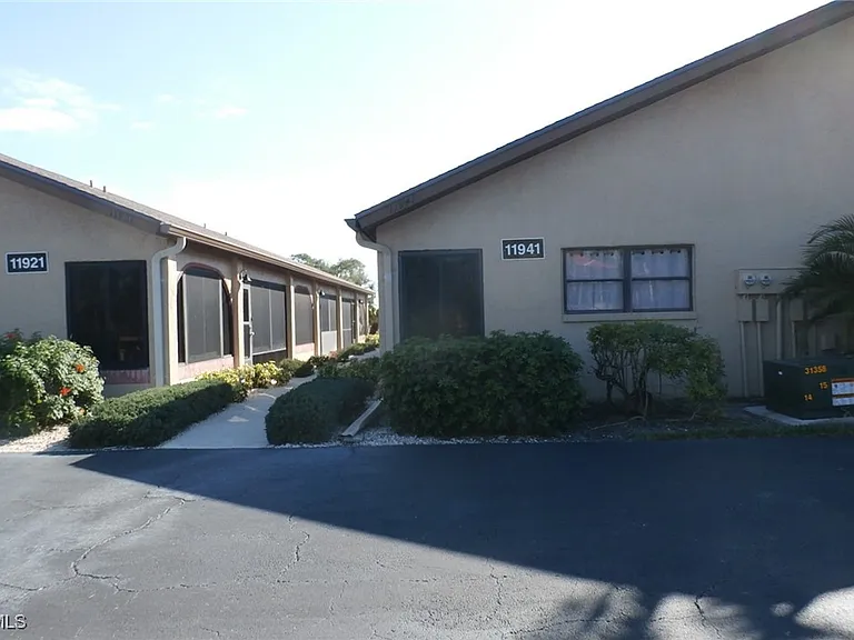 11941 Caraway Ln #89 — Photo 2