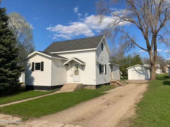 215 N Grant St, Milbank, SD 57252