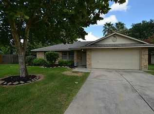 10215 Long Barrel Ln, Houston, TX 77040