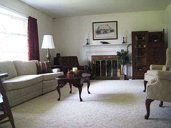 LR w/Bay Window & Fireplace