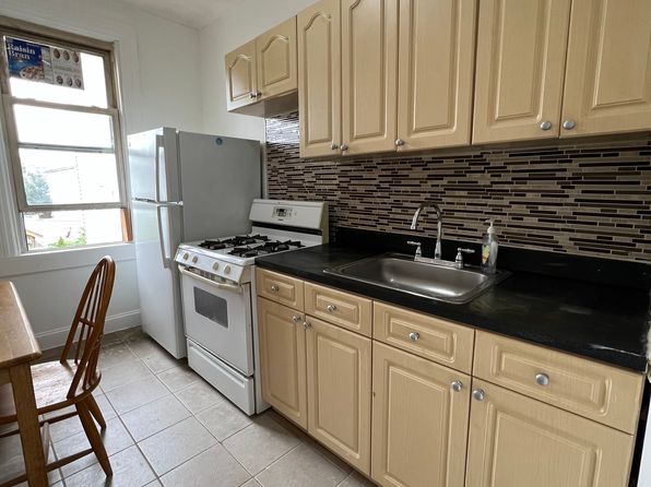 10632 Guy R Brewer Blvd APT 2R
