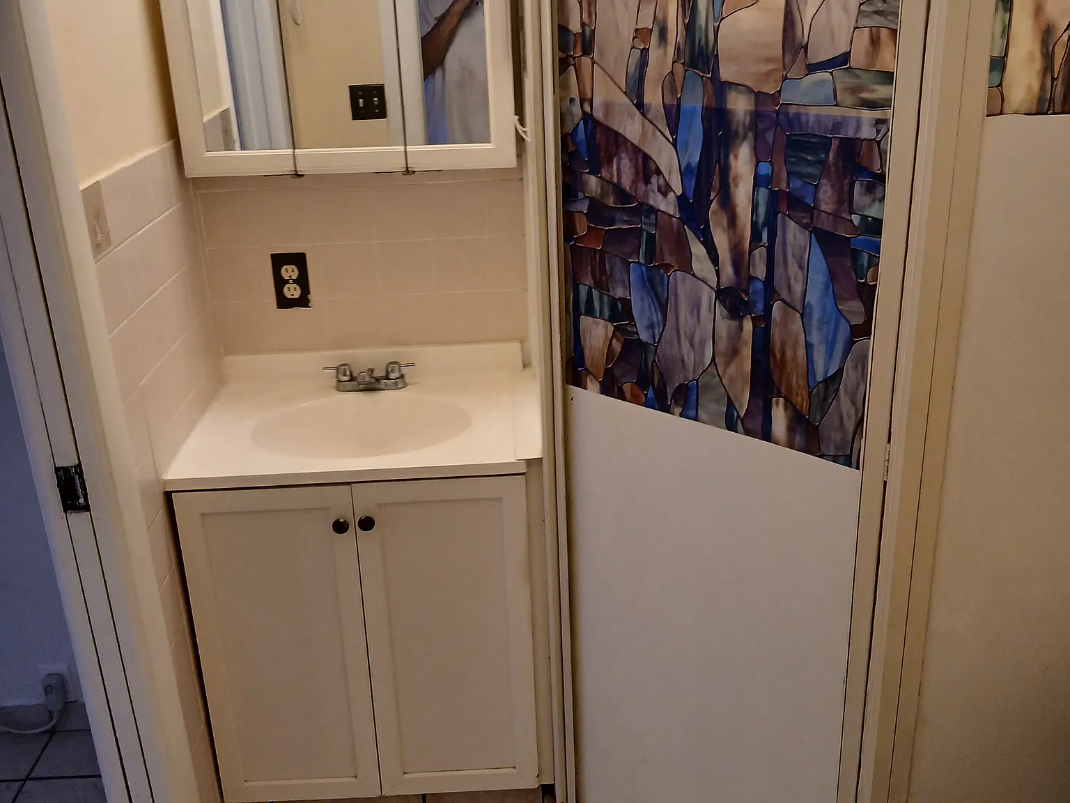 824 N E 23drive — Photo 2