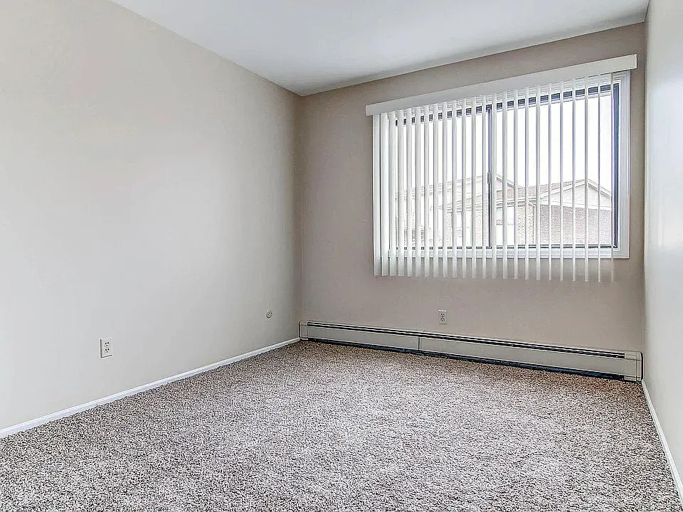 3 bed, 1875 sqft, $1,795 — Photo 4