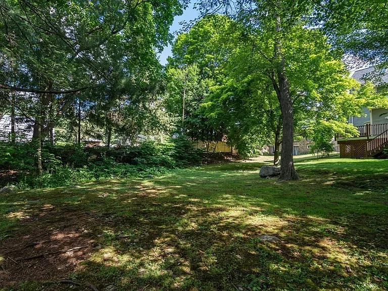 31 Florence Rd #31 — Photo 32