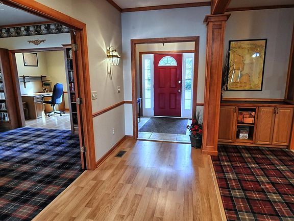 4th image of 16096 Windwood Beach Dr