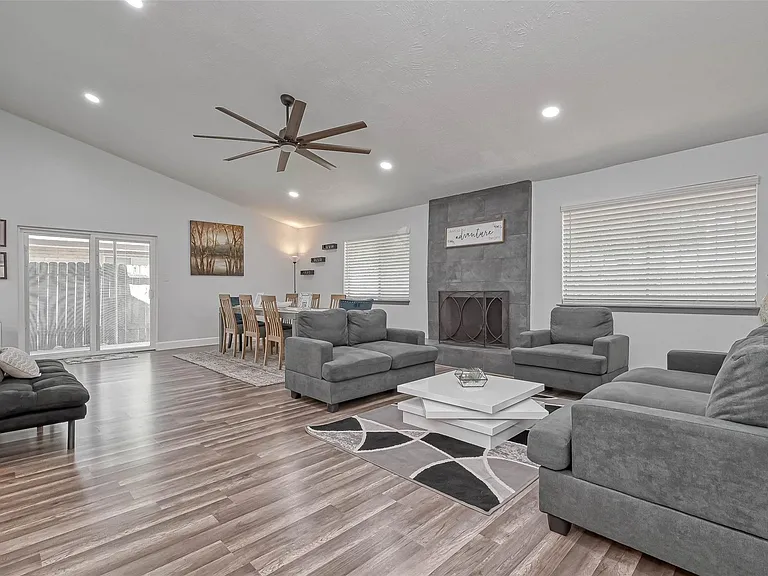 11618 Corona Ln — Photo 34