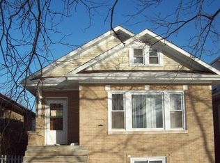 6154 W Newport Ave, Chicago, IL 60634