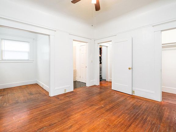 3rd image of 217 E Vine St #217