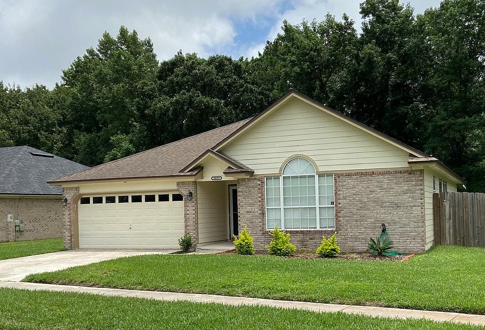1st image of 2037 Hovington Cir E