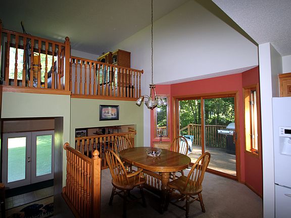 5th image of 20821 Austin St NE