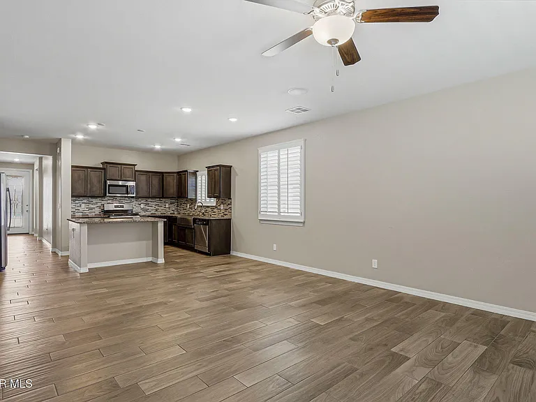 14828 Tierra Coruna Ave — Photo 5