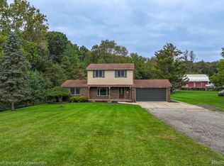 11980 Davisburg Rd, Davisburg, MI 48350