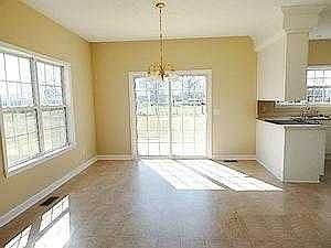 Dining area to kitchen view