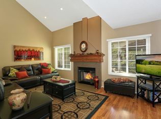 6212 E Garnet Cir, Anaheim, CA 92807
