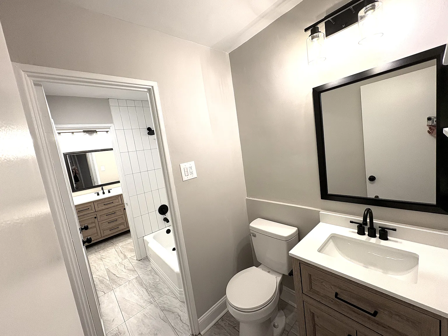 2 bed, 1.5 bath, 980 sqft, $1,975 — Photo 3