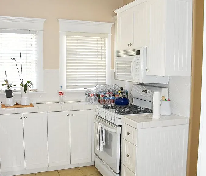 227 N Cleveland St — Photo 41