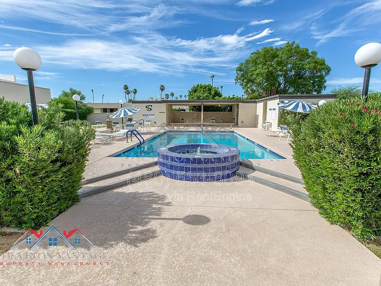 8623 E Devonshire Ave — Photo 7