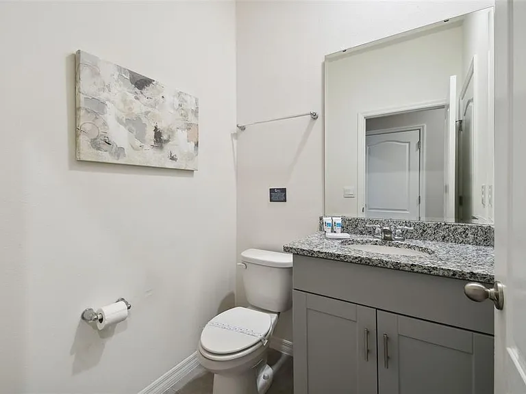 7704 Oakmoss Loop — Photo 40