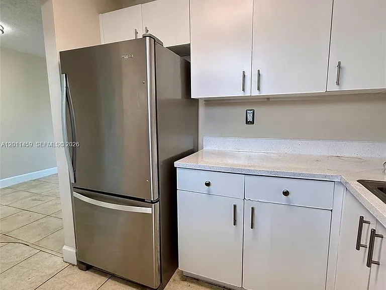 1755 W 60th St #D312 — Photo 10