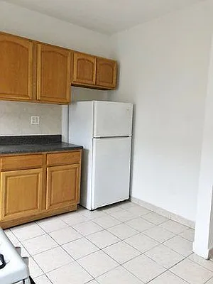 Rented by Azure Realty NY LLC | media 24