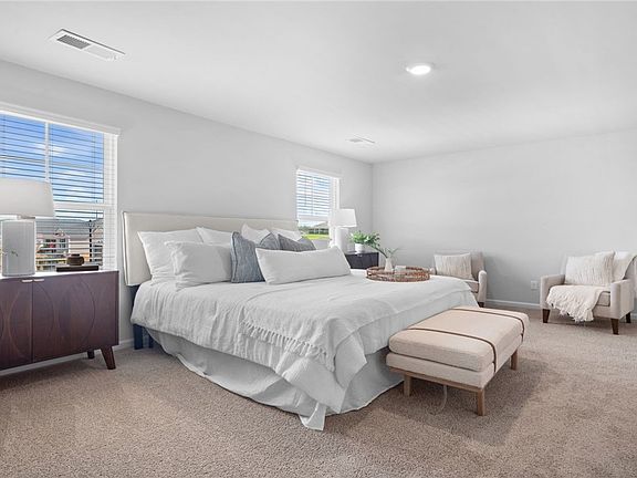 4th image of 1089 Bergamot Road