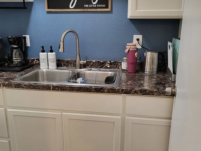 Basement Kitchenette.
Full sized double sink.