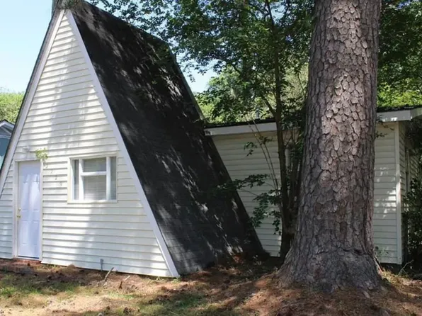 2229 Hoppin St, Mobile, AL 36605