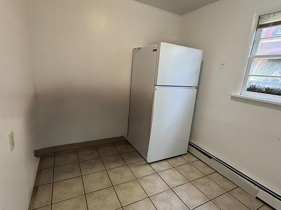 5th image of 3055 Hadley Ave APT 1