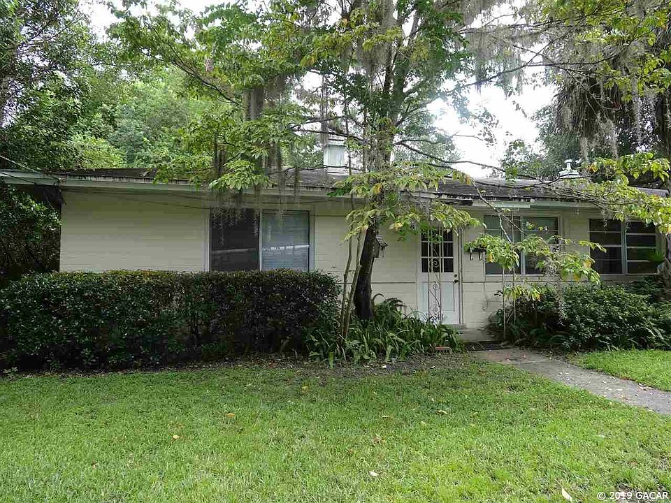 1st image of 548 NE 5th Ave