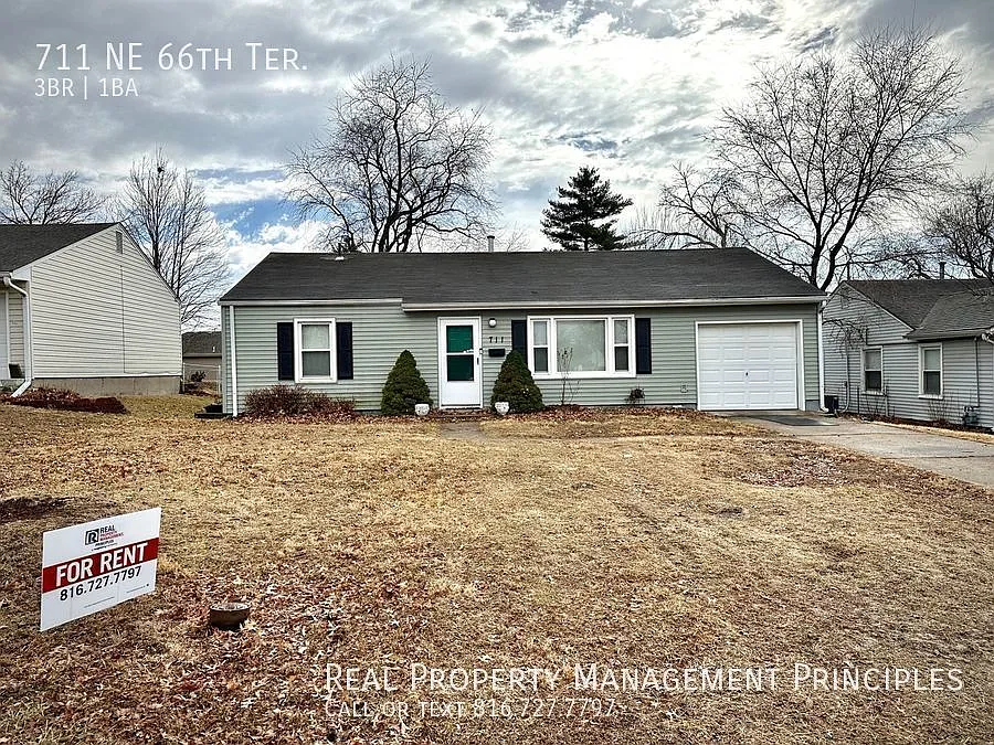 Three Bedroom Ranch Charmer With A Large Back Yard! — Photo 1